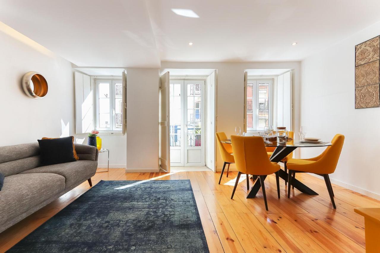 Charming And Stylish Downtown Apt In XIX Century Building Lisboa Exterior foto